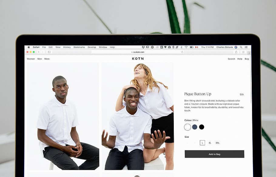 piatto, schermo, tenere sotto controllo, visualizzazione, uomo, bianca, Polo, computer, shopping, modello, in linea, cyber lunedì, venerdì nero, kotn, web, sito web, schermo web, schermo di stampa, Tech, moderno, tecnologia, uomini, attività commerciale, persone, uomo d'affari, Internet, maschi, adulto, il computer portatile, lavoro di squadra, occupazione, donne, seduta, occupazione professionale, donna d'affari, ufficio, lavoro, tecnologia wireless, etnia africana, comunicazione, e-mail, competenza, femmine, giovane adulto, Business aziendale, analizzare, cercare, guardare, schermo del computer, gruppo multietnico, successo, usando il computer, tavoletta digitale, impiegato, pagina web, posto di lavoro, discesa africana, in casa, connessione, scrivania, solidarieta, 5K