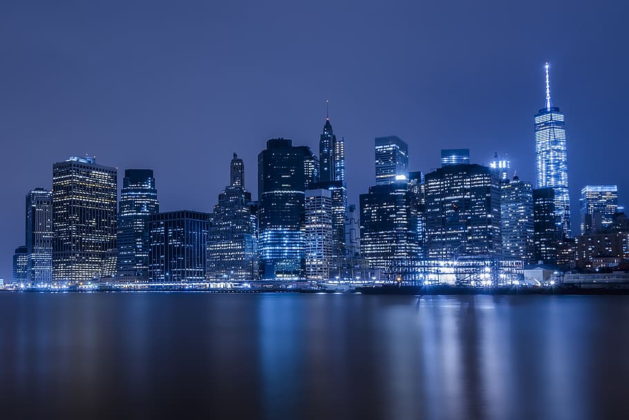 Cityscape geceleri, Kent, kentsel, bina, kasaba, yüksek artış, başkent, mimari, şehir merkezinde, gökdelen, açık havada, aydınlatma, doğa, Ofis binası, Su, çan kulesi, kule, helezon, liman bölgesi, gece, apartman binası, dış yapı, yapılı yapı, ofis binası dış, şehir manzarası, aydınlatılmış, Cityscape, yansıma, gökyüzü, yerleşim bölgesi, peyzaj, modern, şehir merkezi, uzun - yüksek, insansız, Finans bölgesi, 4K