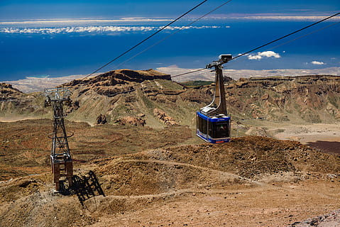 blaue Seilbahn, Vulkan, Teneriffa, teide, Seilbahn, Umgebung, Szenen - Natur, Himmel, Landschaft, Natur, wolke - himmel, Transport, Berg, Kabel, Schönheit in der Natur, keine Leute, Fernbedienung, Land, Transportmittel, Technologie, draußen, Straße, Reise, Nicht-städtische Szene, trockenes Klima, Klima, 4K, CC0, gemeinfrei, lizenzfrei