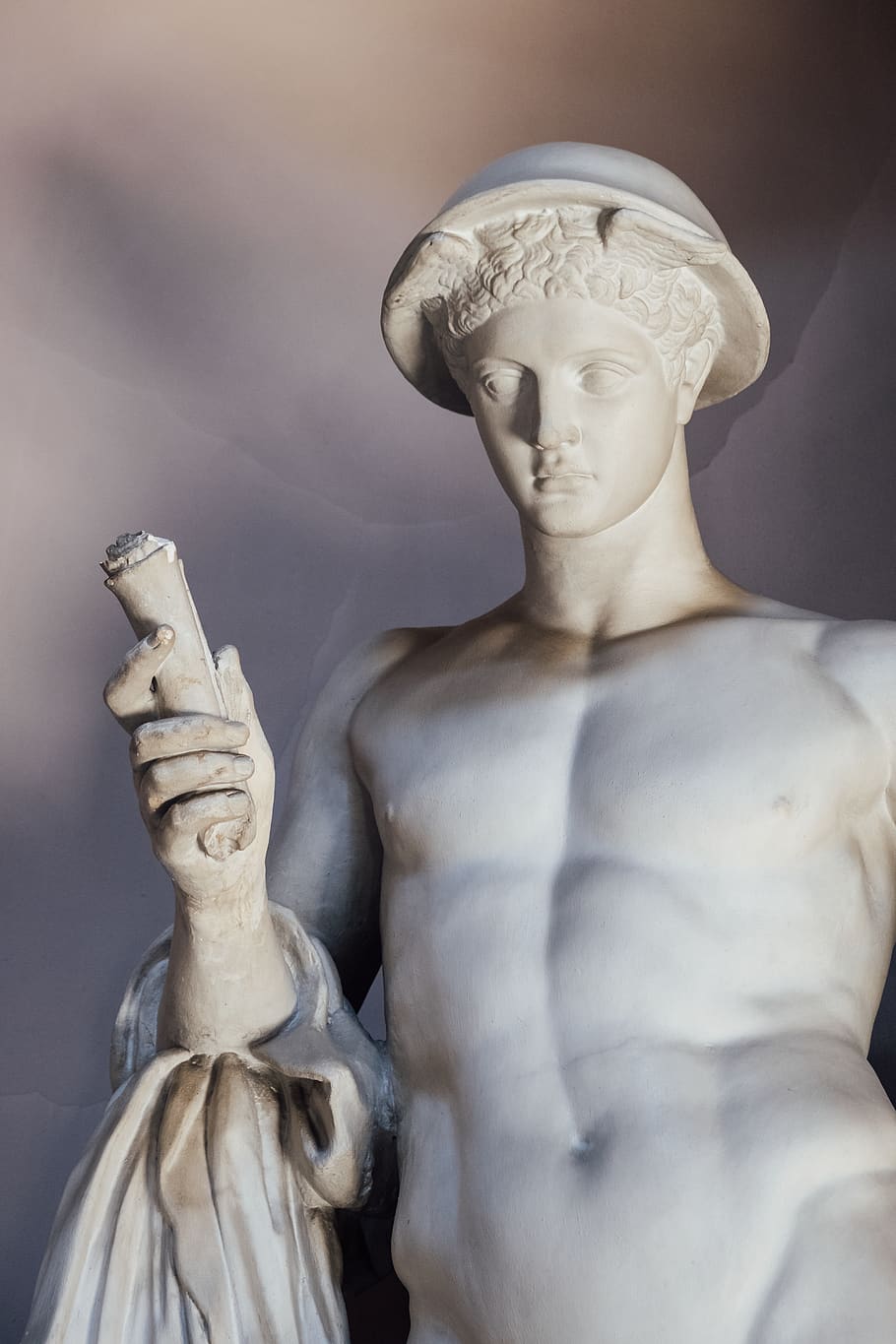 home, celebració, estàtua de canó, art, humà, persona, gent, escultura, estàtua, derby, sala de kedleston, Regne Unit, històric, figura, pedra, talla, disseny, masculí, història, arquitectura, bust, art Modern, representació humana, representació, art i artesania, semblança masculina, creativitat, cap gent, a l'interior, religió, espiritualitat, semblança femenina, creença, artesania, el passat, primer pla, figureta, museu, àngel, estàtua d'art, 5K