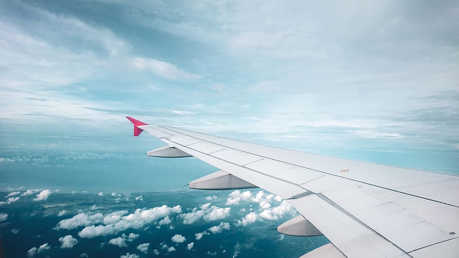plan, flygande, vit, molnbildning, luftfordon, moln - himmel, flygplan, flygvinge, himmel, transport, transportsätt, resa, rörelse, natur, i luften, dag, skönhet i naturen, inget folk, på resande fot, scenics - natur, blå, utomhus, ovan, 5K