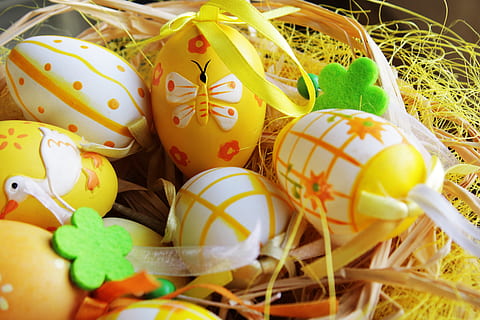 easter egg, easter, egg, decoration, easter greeting, easter decoration, spring, deco, tradition, easter decor, happy easter, easter greetings, easter theme, ornament, decorative, celebration, holiday, holiday - event, close-up, no people, multi colored, food, event, art and craft, food and drink, still life, creativity, pattern, basket, 5K, CC0, public domain, royalty free