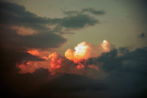 clouds during daytime, cloud - sky, sky, beauty in nature, scenics - nature, nature, sunset, cloudscape, no people, tranquility, dramatic sky, storm, tranquil scene, storm cloud, environment, outdoors, backgrounds, idyllic, sunlight, dusk, meteorology, 4K, CC0, public domain, royalty free