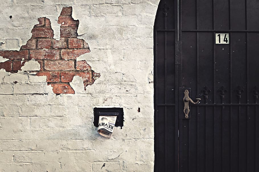paper de la impressora, bústia, paret, maó, Austràlia, paddington, roba, habitatge, casa, entrada, simple, minimalista, porta, abric, finestra, graffiti, vestit, mural, art, seguretat, arquitectura, dia, cap gent, estructura construïda, exterior de l'edifici, protecció, tancat, funció de construcció de parets, vell, metall, a l'aire lliure, bloqueig, edifici, material de fusta, pestell, 5K