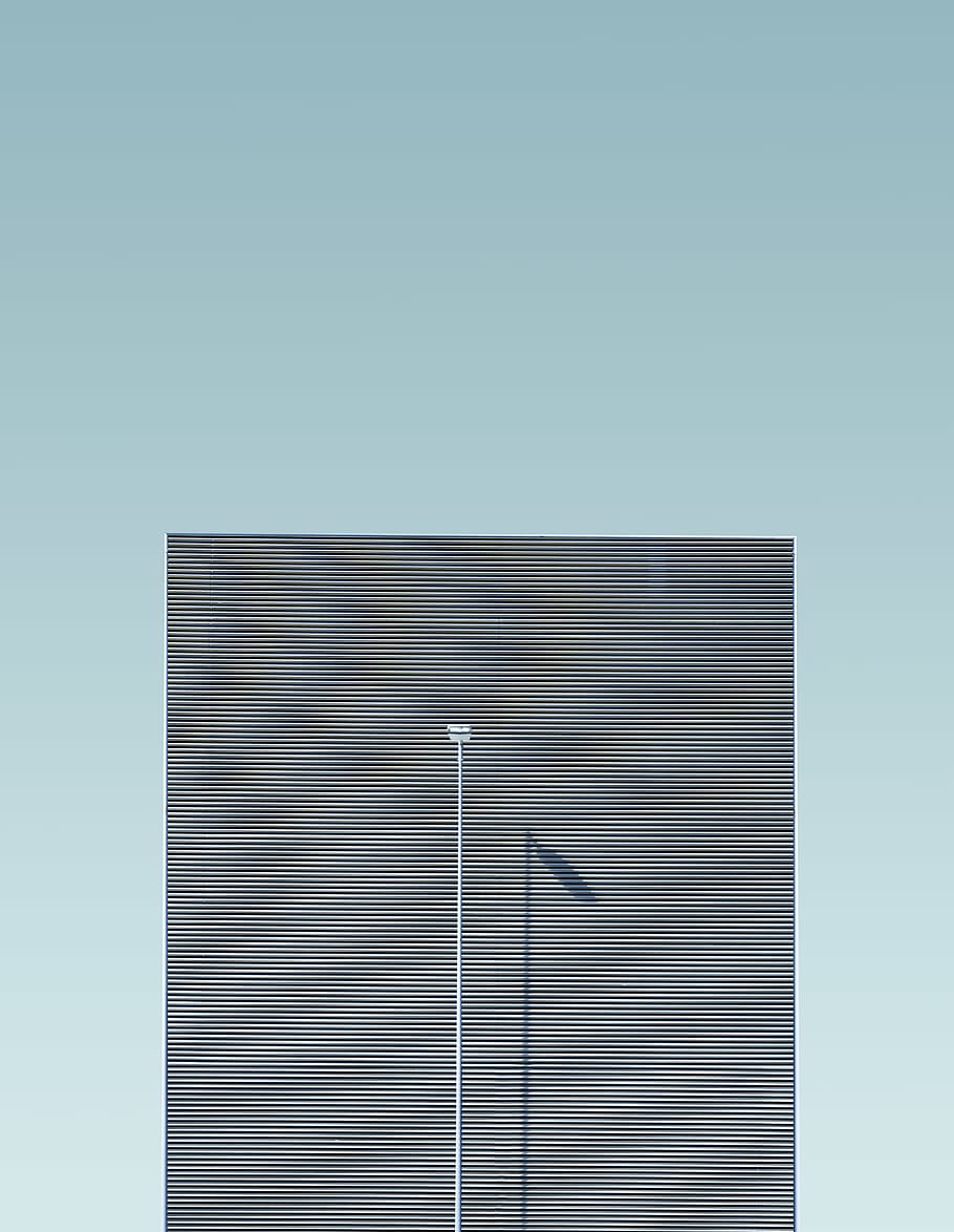 pila gris, edifici, urbà, ciutat, arquitectura, de gran alçada, gratacels, Rotterdam, Països Baixos, feyenoord stadium, blau, porta, porta corredissa, obturador, cortina, decoració de la llar, finestra, ombra de la finestra, edifici d'oficines, edifici d'apartaments, còpia espai, cap gent, metall, cel, fons de colors, cel clar, negocis, naturalesa, funció de construcció de parets, patró, exterior de l'edifici, dia, estructura construïda, llum solar, plata - metall, fons blau, indústria, color plata, corrugat, acer, 5K
