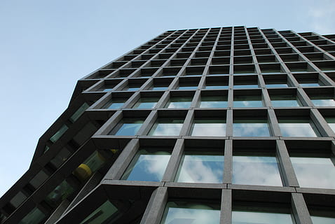 arkitektur, skyskraber, skraber, bygget struktur, lav vinkel visning, bygning udvendig, himmel, bygning, vindue, glas - materiale, ingen mennesker, by, dag, natur, moderne, skyfri himmel, blå, mønster, kontor, kontorbygning udvendig, afspejling, udendørs, 4K, CC0, offentligt domæne, royaltyfrie