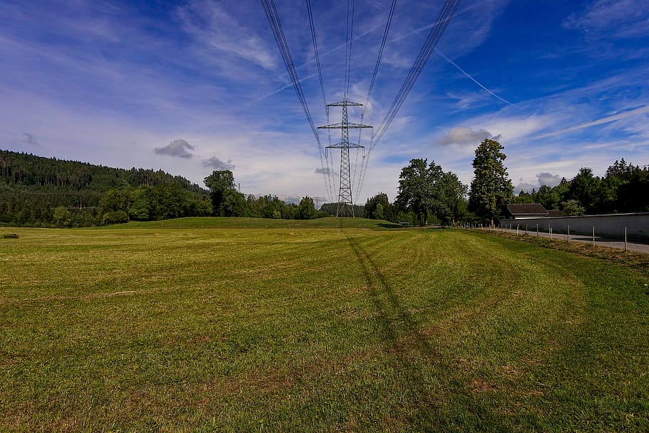 alt voltatge, ombra, corrent, energia, paisatge, rankweil, valduna, planta, cel, herba, naturalesa, generació de combustible i energia, terra, camp, medi ambient, tecnologia, Font d'alimentació, arbre, piló d’electricitat, cap gent, núvol - cel, bellesa a la natura, tranquil·litat, escenics - natura, electricitat, escena tranquil·la, a l'aire lliure, 5K