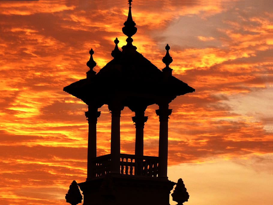 silhouette, gazeebo, architettura, costruzione, nuvole, nuvoloso, sera, monumento, cielo, Alba, tramonto, Torre, crepuscolo, struttura costruita, nuvola - cielo, colore arancione, destinazioni di viaggio, natura, storia, esterno dell'edificio, il passato, turismo, viaggio, nessuno, religione, luogo di culto, antico, bellezza nella natura, colonna architettonica, all'aperto, antica civiltà, 4K