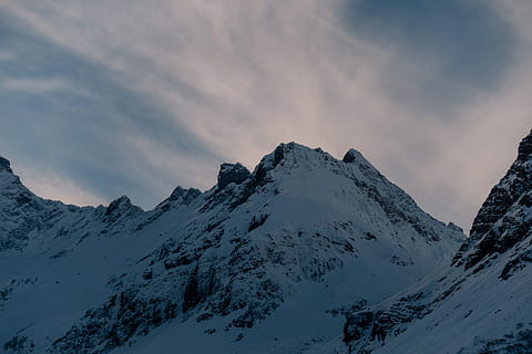 sniego kalnas, debesys, kalnas, lauke, pobūdį, kalnų, piko, ledas, guoba, sniegas, schweiz, ledynas, dangus, žiemą, Laisvalaikio užsiėmimai, nuotykius, nuolydis, architektūra, pastatas, bokštas, spire, šalta temperatūra, grožis gamtoje, vaizdai - gamta, debesis - dangus, snowcapped kalnas, ramybė, ramioje scenoje, nėra žmonių, danga, idiliškas, ne miesto scenoje, aplinką, saulėlydis, kalnų viršūnė, 5K, CC0, Viešasis domenas, nemokamai