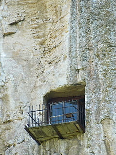 construcció, rock, monestir, finestra, balcó, ivanovo, bulgària, Església, estructura construïda, arquitectura, exterior de l'edifici, cap gent, dia, edifici, funció de construcció de parets, vell, a l'aire lliure, vista d’angle baix, paret, naturalesa, casa, resistent, paret de pedra, abandonat, seguretat, història, espatllat, 1080P, CC0, domini públic, lliure de regalies