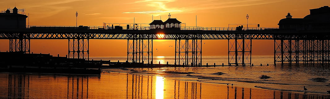 pir, hav, reflexion, vatten, solnedgång, himmel, kväll, marinmålning, brygga, naturskön, trä-, fredlig, Strand, utomhus-, docka, kustlinje, Brinn, cromer pier, norfolk, england, kust, arkitektur, natur, byggd struktur, moln - himmel, Sol, orange färg, silhuett, skönhet i naturen, scenics - natur, utomhus, bro, bro - mangjord struktur, stad, 2K, CC0, offentligt domän, royaltyfria