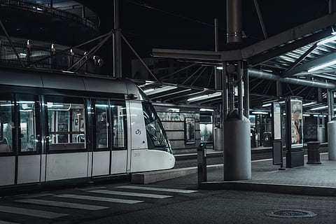 white, train, empty, terminal, architecture, building, business, city, grayscale, light, locomotive, metro, modern, public transportation, railway, station, steel, subway system, transportation system, travel, urban, rail transportation, railroad station platform, railroad station, transportation, mode of transportation, train - vehicle, illuminated, built structure, track, railroad track, indoors, architectural column, incidental people, ceiling, subway train, platform, 5K, CC0, public domain, royalty free