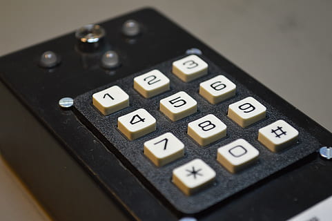 modulo, Fai da te, elettronica, tastiera, numero, avvicinamento, tecnologia, nessuno, calcolatrice, attività commerciale, finanza, matematica, tavolo, in casa, singolo oggetto, testo, messa a fuoco selettiva, vista dall'alto, segno più, natura morta, comunicazione, sceneggiatura occidentale, lettera, premi il bottone, color argento, calcolatore, 5K, CC0, dominio pubblico, privo di copyright