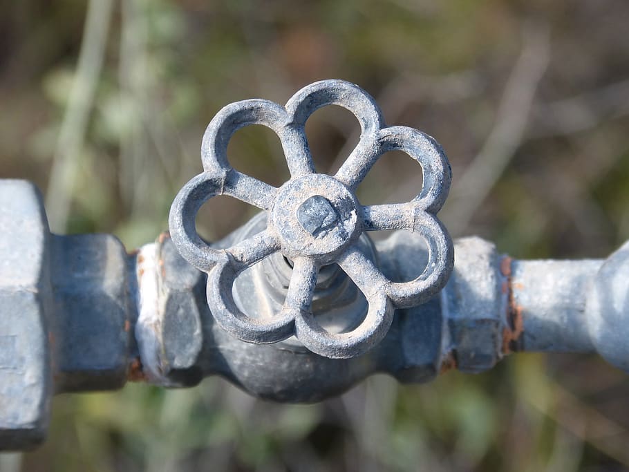 rubinetto, maniglia, manovella, vecchio, Aperto, metallo, concentrarsi sulle conoscenze acquisite, avvicinamento, giorno, nessuno, modello, connessione, all'aperto, forza, natura, bullone, sicurezza, forma, dado - chiusura, vite, design, protezione, parte della macchina, recinto, color argento, ruota, 4K