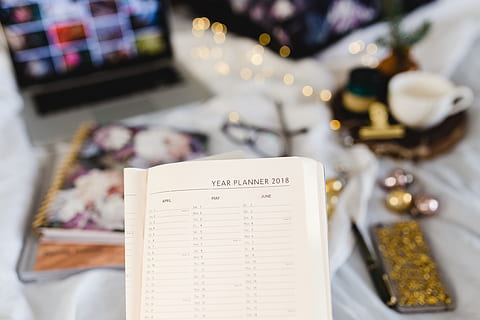 starting, work, bed, notebook, books, calendar, study, agenda, celebration, indoors, holiday, christmas, selective focus, no people, text, close-up, paper, high angle view, table, still life, publication, focus on foreground, book, christmas tree, celebration event, holiday - event, 4K, CC0, public domain, royalty free