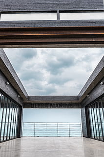 bâtiment, architecture, la fenêtre, lucarne, bois, la nature, Montagne, parc, cheval, Corée du Sud, ciel, Corée, le coucher du soleil, Jeju, colline, pierre, eau, océan, plage, l'île de Jeju, nuage - ciel, structure construite, journée, personne, faible angle de vue, verre - matériel, en plein air, réflexion, vide, absence, balustrade, toit, chambre domestique, plafond, 5K, CC0, domaine public, libre de droits