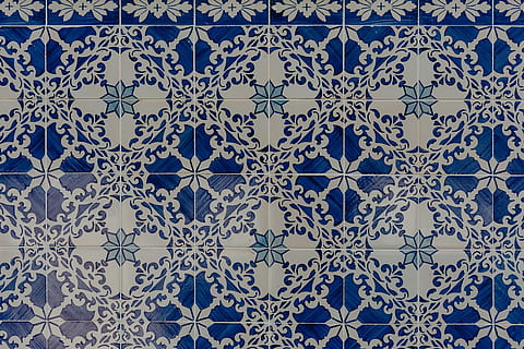 azulejos portugueses, típico, vidriado, cerámico, azulejos, Lisboa, Portugal, fondo, pared, modelo, azulejo, antecedentes, fotograma completo, patrón floral, repetición, diseño, nadie, adentro, piso, Arte y artesanía, papel pintado, creatividad, de cerca, pared - característica de la construcción, texturizado, azul, florido, suelo de baldosas, 5K, CC0, dominio público, libre de derechos