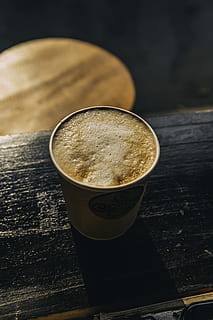 rústic, taula, cafè, cappuccino, espresso, fusta, cadira, menjar, beure, calenta, menjar i beguda, refresc, natura morta, a l'interior, frescor, cafè - beguda, cap gent, material de fusta, primer pla, vista d’angle alt, beguda espumosa, tassa, centrar-se en primer pla, beguda calenta, estri de cuina, 5K, CC0, domini públic, lliure de regalies