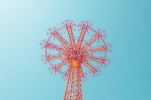 portocaliu înalte structură, cer, vedere unghiulară joasă, parc de distractii, natură, cer senin, parc de distracții, albastru, înalt - înalt, turn, nici o persoana, arta culturii și divertismentului, comunicare, în aer liber, zi, ferris roată, tehnologie, distracţie, construită, arhitectură, comunicații globale, entuziasm, 5K, CC0, domeniu public, fără drepturi de autor