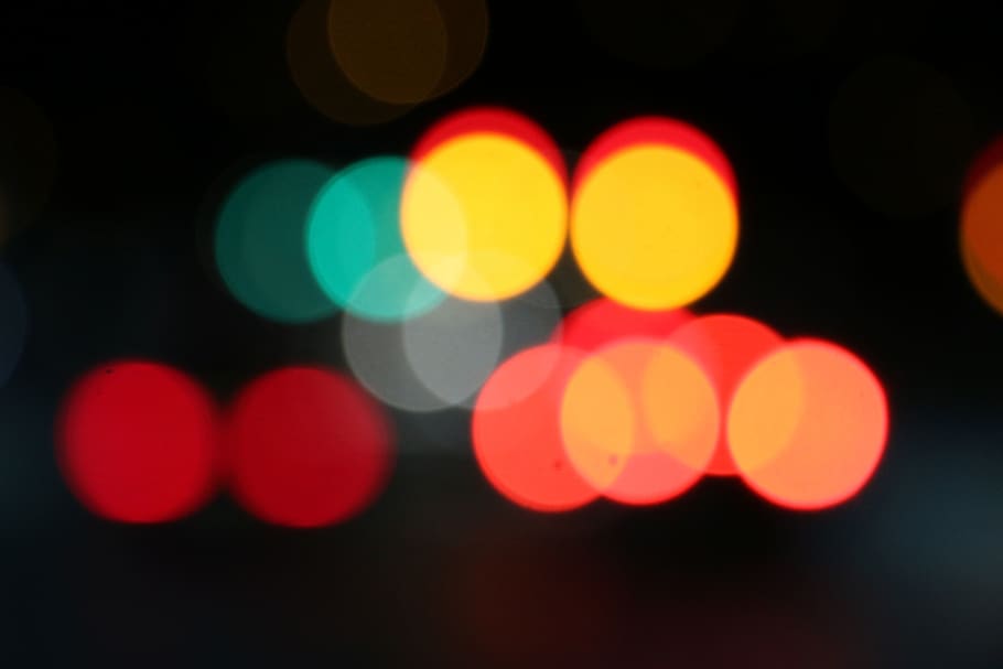 luce del bokeh a colori assortiti, luce, bagliore, Sheffield, illuminazione, luci notturne del traffico, South Yorkshire, cerchi, colore, traffico, luce notturna, mano, semaforo, guidato, neon, faro, riflettore, tabellone segnapunti, laser, palcoscenico, lucciola, illuminato, notte, defocused, cerchio, nessuno, forma geometrica, attrezzatura per l'illuminazione, astratto, rosso, forma, modello, sfondo nero, raggiante, lampione, movimento, sfondi, mezzi di trasporto, luce - fenomeno naturale, multicolore, riflesso lente, effetto strutturato, illuminata, 5K