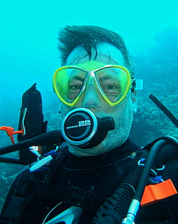 man snorkeling, deep, diver, diving, goggles, marine life, ocean, person, scuba, scuba diving, sea, snorkeling, swimming, underwater, aquatic sport, undersea, water, adventure, portrait, sport, exploration, real people, one person, leisure activity, lifestyles, aqualung - diving equipment, diving equipment, scuba mask, underwater diving, eyewear, diving suit, 2K, CC0, public domain, royalty free
