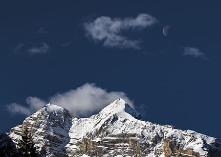 klippeklipper, natur, bjerg, udendørs, bjergkæde, spids, is, sne, gletscher, fugl, dyr, astronomi, nat, plads, ydre rum, univers, måne, træ, abies, gran, plante, himmel, sky - himmel, skønhed i naturen, scenics - natur, vinter, kold temperatur, rolig scene, ro, ingen mennesker, dag, miljø, snedækket bjerg, bjergtop, ikke-urbane scene, formation, 4K, CC0, offentligt domæne, royaltyfrie