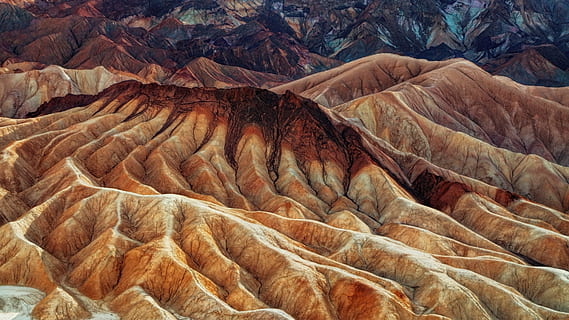 bjerg, highland, Sky, himmel, topmøde, kam, landskab, natur, dal, rejse, udsigt, scenics - natur, miljø, skønhed i naturen, geologi, ingen mennesker, fysisk geografi, klippe, baggrunde, rock-objekt, jord, rejsemål, rock formation, ro, solid, dag, bjergkæde, ikke-urbane scene, udendørs, eroderet, klima, tørt klima, 2K, CC0, offentligt domæne, royaltyfrie