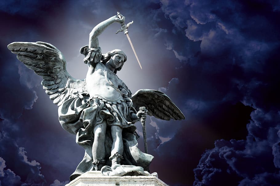 angelo, nube, tempesta, cielo, ala, atmosfera, figura, mistico, fede, protettore, composito, statua, scultura, nuvola - cielo, arte e artigianato, rappresentazione, rappresentazione umana, natura, nessuno, architettura, somiglianza maschile, somiglianza femminile, Inquadratura dal basso, blu, il passato, storia, all'aperto, la libertà, giorno, mestiere, 5K