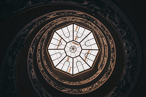 runde loft, vindue, bygning, loft, trappe, vind, cirkel, kigger op, dome, guld, glød, 27mm, xt10, Fujifilm, skønhed, Italien, rejse, Roma, rom, gylden, op, arkitektur, kirke, berømte sted, spiritualitet, religion, katedral, kulturer, bygget struktur, Europa, islam, arkitektur og bygninger, dekoration, historie, indendørs, moske, udsmykkede, gammel, mønster, kunst, kuppel, ingen mennesker, bue, Kristendom, symmetri, rejsemål, 4K, CC0, offentligt domæne, royaltyfrie