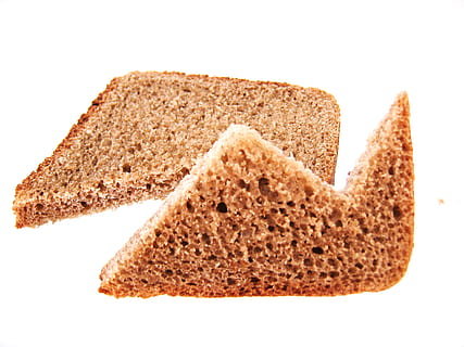 un pan, pan, blanco, aislado, objeto, panadería, horneado, comida, harina, cereal, Fondo blanco, foto de estudio, separar, comida y bebida, adentro, rebanada, marrón, pan moreno, de cerca, nadie, bienestar, alimentación saludable, frescura, integral, naturaleza muerta, trigo, forma, desayuno, hidratos de carbono - tipo de alimento, bocadillo, fibra dietética, dieta, pan blanco, 1080P, CC0, dominio público, libre de derechos