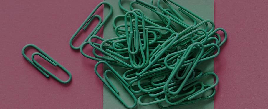 allegare, file allegato, attaccamento, fondale, sfondo, clip, clip art, decorare, decorazione, spazio di design, attrezzatura, verde, oggetti, forniture per ufficio, graffetta per fogli, pastello, modello, mucchio, rosa, pila, Stazionario, forniture, fornitura, girato in studio, colore verde, in casa, cibo, verdura, sfondo colorato, direttamente sopra, benessere, mangiare sano, cibo e bevande, nessuno, freschezza, avvicinamento, natura morta, vista dall'alto, cibo italiano, grande gruppo di oggetti, pasta, vasellame, 4K