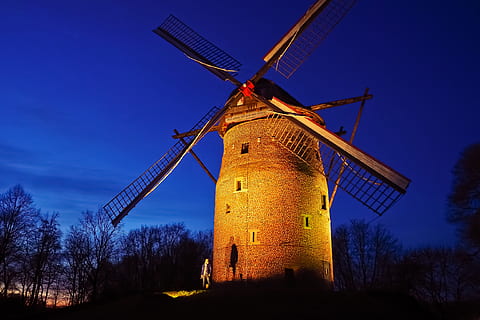 tårn vindmølle, vindmølle, historisk, arkitektur, himmel, landemerke, steder av interesse, verdt et besøk, mill vinge, bygning, vinge, kveld, skumring, Mølle, Krefeld, geismühle, slipe, menneskelig, skygge, hispanic, vindturbin, fornybar energi, drivstoff og kraftproduksjon, alternativ energi, vindkraft, miljøvern, turbin, tradisjonell vindmølle, miljø, bygget struktur, natur, tre, teknologi, landlige scene, landskap, lav vinkel visning, ingen folk, utendørs, strømforsyning, 4K, CC0, offentlig domene, opphavsrett gratis