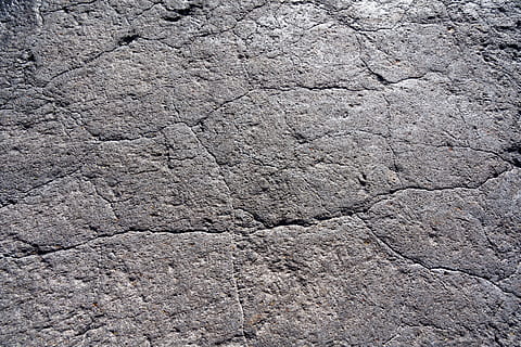 rock, textura, paret, gris, arco da calheta, portugal, sòl, maó, calcària, concret, patrons, resum, línies, pissarra, paret de pedra, fang, tar, fusta, fusta flotant, fons, marc complet, patró, aspre, cap gent, sòlid, primer pla, funció de construcció de parets, rock - object, material de pedra, dia, estructura construïda, esquerdat, efecte texturat, arquitectura, a l'aire lliure, fons abstractes, clima, 8K, CC0, domini públic, lliure de regalies
