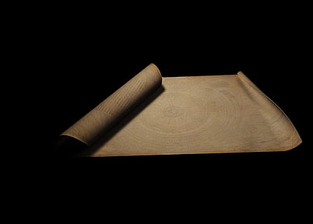scorrere, carta geografica, mappa del tesoro, certificato, Piano, antico, vecchio, documento, carta, pergamena, sfondo nero, copia spazio, girato in studio, in casa, nessuno, legno - materiale, natura morta, ritagliare, lettera, vuoto, avvicinamento, posta, singolo oggetto, corrispondenza, comunicazione, forma, vista dall'alto, buio, pagina, Messaggio, 4K, CC0, dominio pubblico, privo di copyright