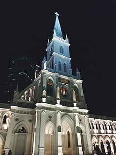Singapur, Chijmes, arquitectura, exterior del edificio, estructura construida, vista de ángulo bajo, edificio, espiritualidad, religión, creencia, lugar de adoración, noche, cielo, destinos de viaje, nadie, torre, historia, el pasado, arco, aguja, 4K, CC0, dominio público, libre de derechos