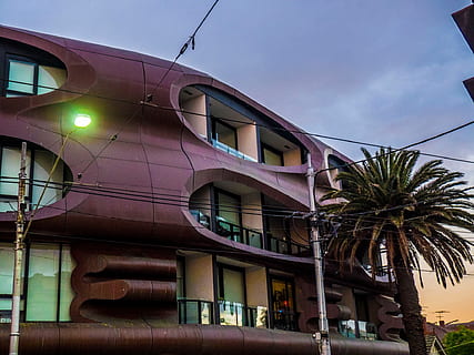 complex d’edificis, Melbourne, Austràlia, condomini, arquitectura, arc, arquitectònic, Palmera, cloudscape, núvol, posta de sol, apartament, edifici, vidre, hotel, industrial, kiwi, mansió, Vista de l'oceà, exterior de l'edifici, estructura construïda, cel, vista d’angle baix, cap gent, dia, naturalesa, arbre, ciutat, clima tropical, a l'aire lliure, núvol - cel, barri residencial, planta, casa, finestra, luxe, lloc, 1080P, CC0, domini públic, lliure de regalies