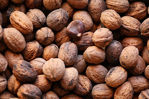 brown walnuts, food and drink, food, nut, nut - food, full frame, backgrounds, large group of objects, abundance, freshness, wellbeing, healthy eating, still life, walnut, brown, no people, close-up, textured, indoors, nutshell, fruit, 5K, CC0, public domain, royalty free
