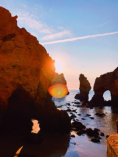 formatie rock, ocean fotografie, cu iluminare din spate, plajă, nori, colorate, lumina zilei, geologie, peisaj, Munte, natură, ocean, roci, pitoresc, mare, peisaj marin, malul marii, cer, apă, stâncă, obiect de rocă, solid, frumusețe în natură, liniște, scenice - natura, o scenă liniștită, scenă non-urbană, nici o persoana, teren, idilic, apus de soare, nor - cer, în aer liber, erodate, stiva rock, 4K, CC0, domeniu public, fără drepturi de autor