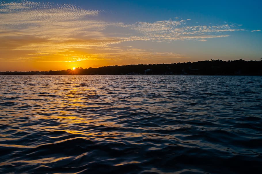 mexicà, bacalar, posta de sol, cel, bellesa a la natura, aigua, escenics - natura, tranquil·litat, escena tranquil·la, davant del mar, núvol - cel, mar, idíl·lic, color taronja, naturalesa, cap gent, silueta, llum solar, a l'aire lliure, escena no urbana, horitzó, 4K