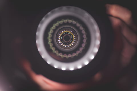 sfera, cristallo, lenti della macchina fotografica, elettronica, canone, riflessione, cerchio, luci, lente, astratto, umano, persona, fotografia, foto, modello, frattale, ornamento, luce, buco, spirale, forma geometrica, avvicinamento, tecnologia, in casa, temi fotografici, forma, macchina fotografica - attrezzatura fotografica, nessuno, messa a fuoco selettiva, attrezzatura fotografica, attrezzatura, obiettivo - strumento ottico, girato in studio, primo piano estremo, singolo oggetto, direttamente sopra, sfondi, 4K, CC0, dominio pubblico, privo di copyright