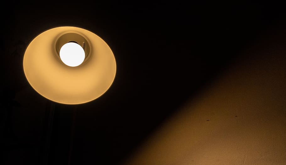 Austràlia, doncaster, il·luminat, nit, còpia espai, cap gent, fosc, equips d’il·luminació, groc, sol objecte, fons negre, tir de l'estudi, a l'interior, bombeta, llum - fenomen natural, electricitat, forma geomètrica, cercle, lluna, forma, brillant, lluna plena, llum elèctrica, 5K