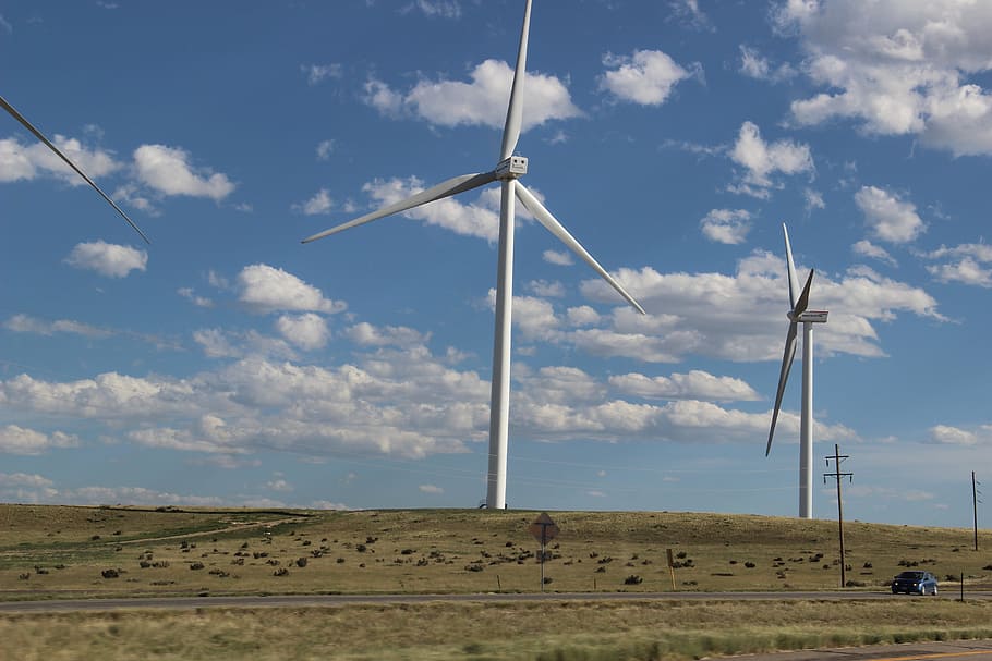 mulino a vento, vento, macchina, turbina eolica, elettricità, energia, Parco eolico, ambiente, energia alternativa, energia rinnovabile, conservazione dell'ambiente, turbina, combustibile e produzione di energia, cielo, paesaggio, energia eolica, terra, nuvola - cielo, campo, natura, giorno, scena rurale, bellezza nella natura, scenics - natura, nessuno, scena non urbana, all'aperto, potere in natura, risorse sostenibili, 5K