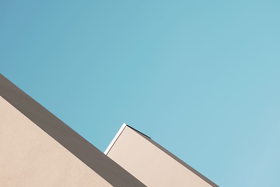 arquitectura, edifici, infraestructura, cel, gratacels, cantonada, simple, còpia espai, cel clar, estructura construïda, exterior de l'edifici, vista d’angle baix, cap gent, blau, dia, naturalesa, llum solar, a l'aire lliure, forma, forma geomètrica, patró, funció de construcció de parets, característica arquitectònica, sostre, 5K