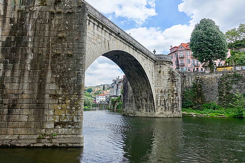 bridge, span, arch, river, stone, structure, built structure, architecture, bridge - man made structure, connection, water, plant, tree, cloud - sky, sky, transportation, nature, building exterior, day, waterfront, no people, arch bridge, outdoors, architectural column, arched, 5K, CC0, public domain, royalty free
