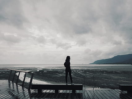 tumuli, cer, nor - cer, o persoana, apă, mare, frumusețe în natură, scenice - natura, permanent, oameni adevărați, orizont, lungime totală, natură, orizontul peste apă, liniște, dig, stiluri de viață, Activitatea de agrement, zi, în aer liber, Privind la vedere, 4K, CC0, domeniu public, fără drepturi de autor