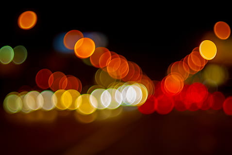 cahaya, suar, penerangan, lampu utama, jalan, warna, malam, bokeh, merah, lampu bokeh, Jeruk, api, di luar rumah, lampu, grafik, seni, neon, diterangi, abstrak, tidak fokus, bentuk, lingkaran, bersinar, fenomena cahaya - alami, bentuk geometris, peralatan penerangan, tidak ada orang, pola, warna cerah, bola, latar belakang hitam, latar belakang, dekorasi, terang benderang, lampu jalan, efek bertekstur, terang, funky, proyeksi, 2K, CC0, domain publik, bebas royalti