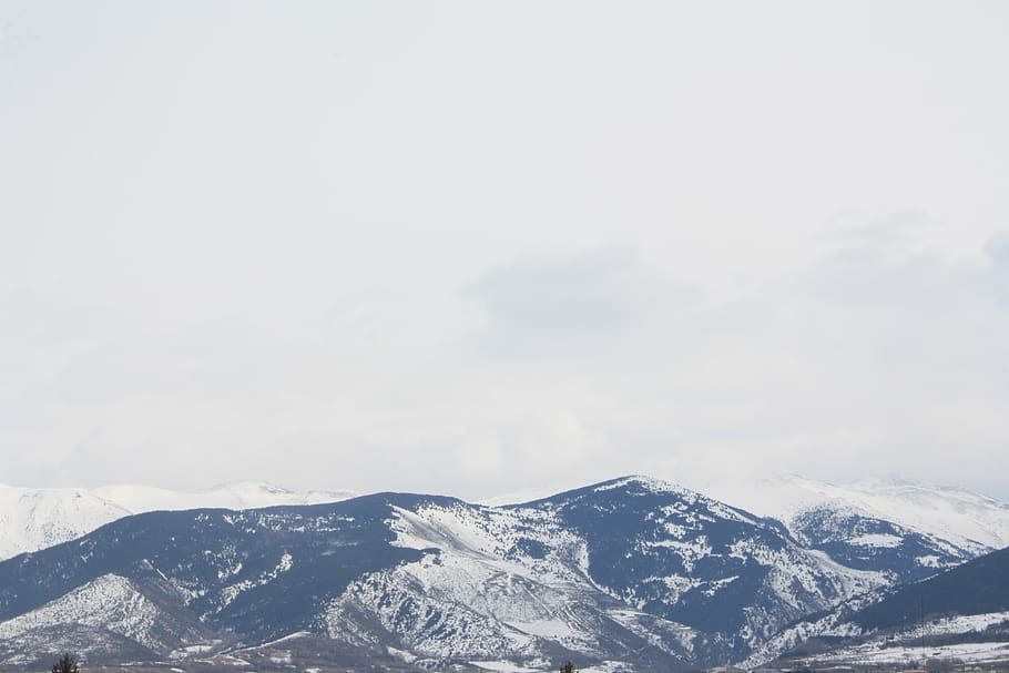 espanya, llívia, núvols, hivern, muntanyes, paisatge, fons de pantalla, arbres, neu, temperatura de fred, muntanya, bellesa a la natura, muntanya nevada, escenics - natura, Serra, cel, núvol - cel, escena tranquil·la, dia, cap gent, naturalesa, tranquil·litat, escena no urbana, medi ambient, boira, cim de muntanya, 4K