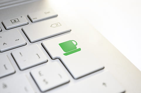 caffè, tastiera, accedere, pulsante, donare, lavoro, computer, il computer portatile, simbolo, attività commerciale, rompere, icona, invito, caffè espresso, stampa, benefici da, godere, verde, tee, tazza, tecnologia, comunicazione, tecnologia wireless, tastiera del computer, connessione, attrezzatura informatica, Internet, rete di computer, tasto del computer, parte del computer, avvicinamento, nessuno, in casa, girato in studio, icona del computer, premi il bottone, banca elettronica, vuoto, comunicazioni globali, 5K, CC0, dominio pubblico, privo di copyright