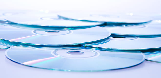 vuoto, blu, CD, dati, disco, DVD, plastica, assistenza sanitaria e medicina, in casa, scienza, formazione scolastica, avvicinamento, biologia, biochimica, ricerca, piastra di Petri, esperimento scientifico, nessuno, girato in studio, biotecnologia, messa a fuoco selettiva, strumento medico, laboratorio, ricerca medica, natura morta, attrezzatura medica, analizzando, 4K