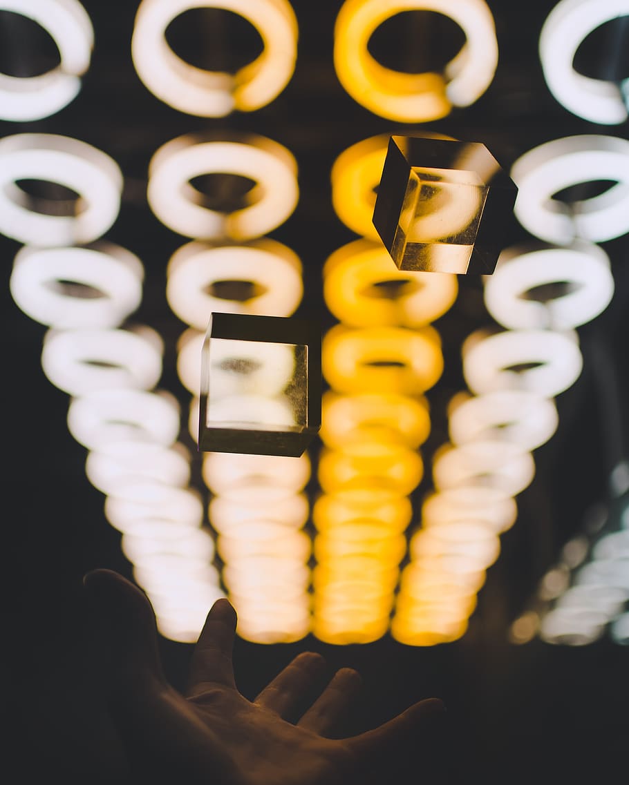 neon, světla, náměstí, tvar, světlo, město, záře, venkovní, turista, noc, japonský, Asie, reklamní, barva, městský, cestovat, budova, Jasný, technologie, svítí, spojení, detail, sdělení, řeřavý, osvětlovací zařízení, žlutá, zaměřit se na popředí, elektřina, uvnitř, nikdo, bezdrátové technologie, hospodářství, světlo - přírodní jev, v řadě, elektrické zařízení, zdroj napájení, 4K